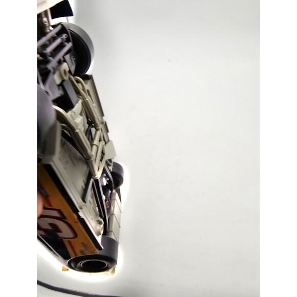 VTG 1998 Revell Lowe’s Mike Skinner #31 Chevrolet Monte Carlo - Picture 8 of 11